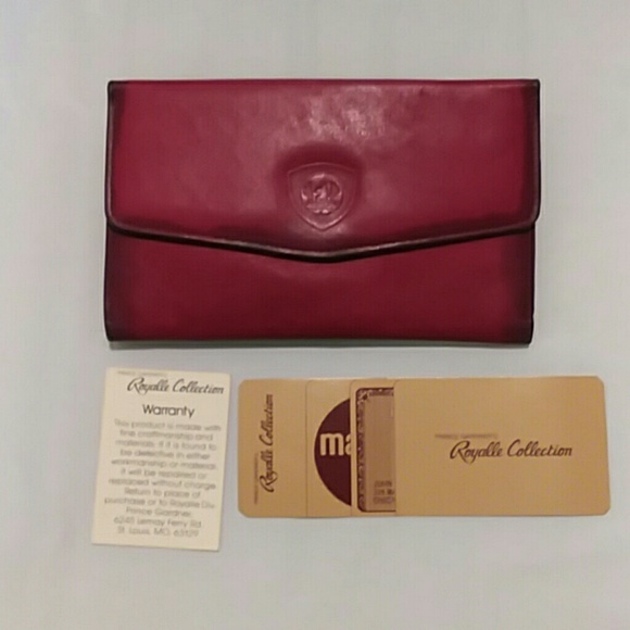 Royalle Collection Leather Wallet - Picture 1 of 5